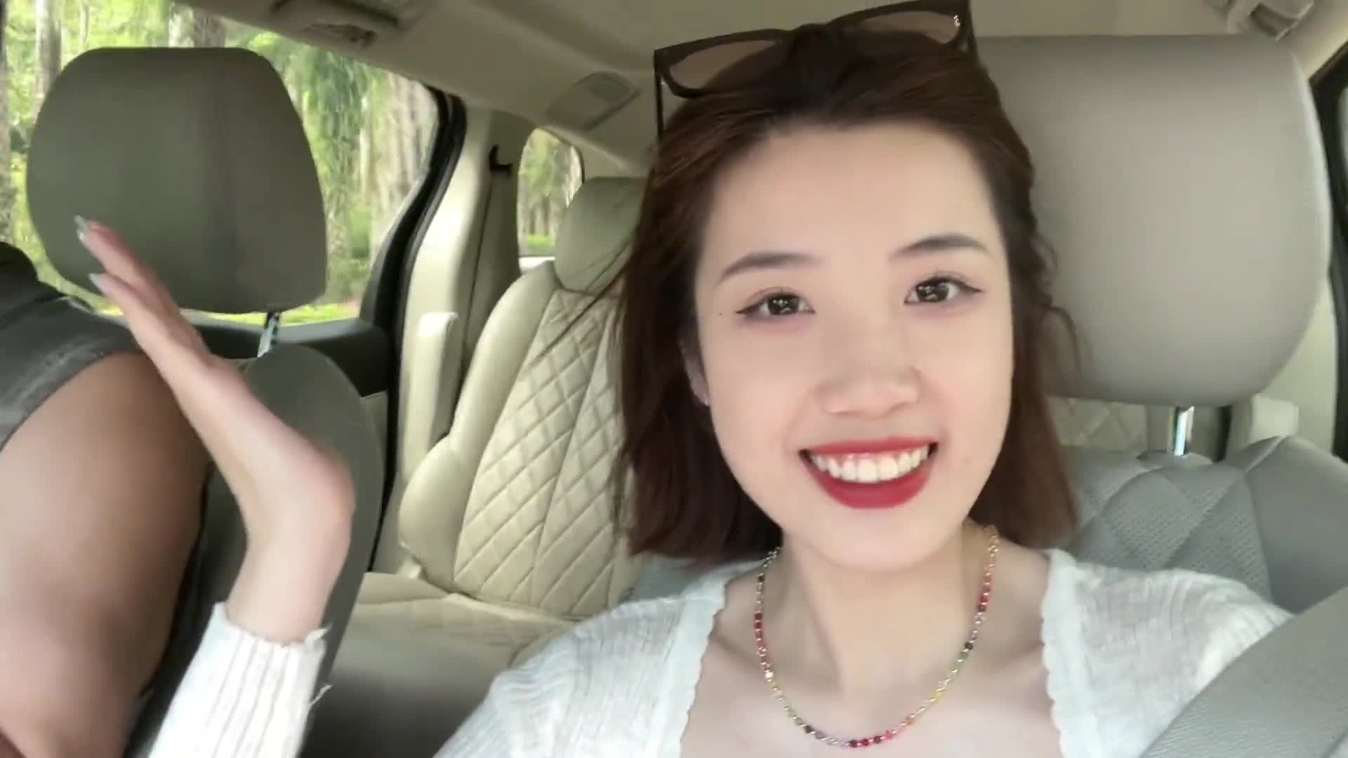 超甜的!高诗岩女友晒游玩海南视频:太快乐啦-直播吧手机版