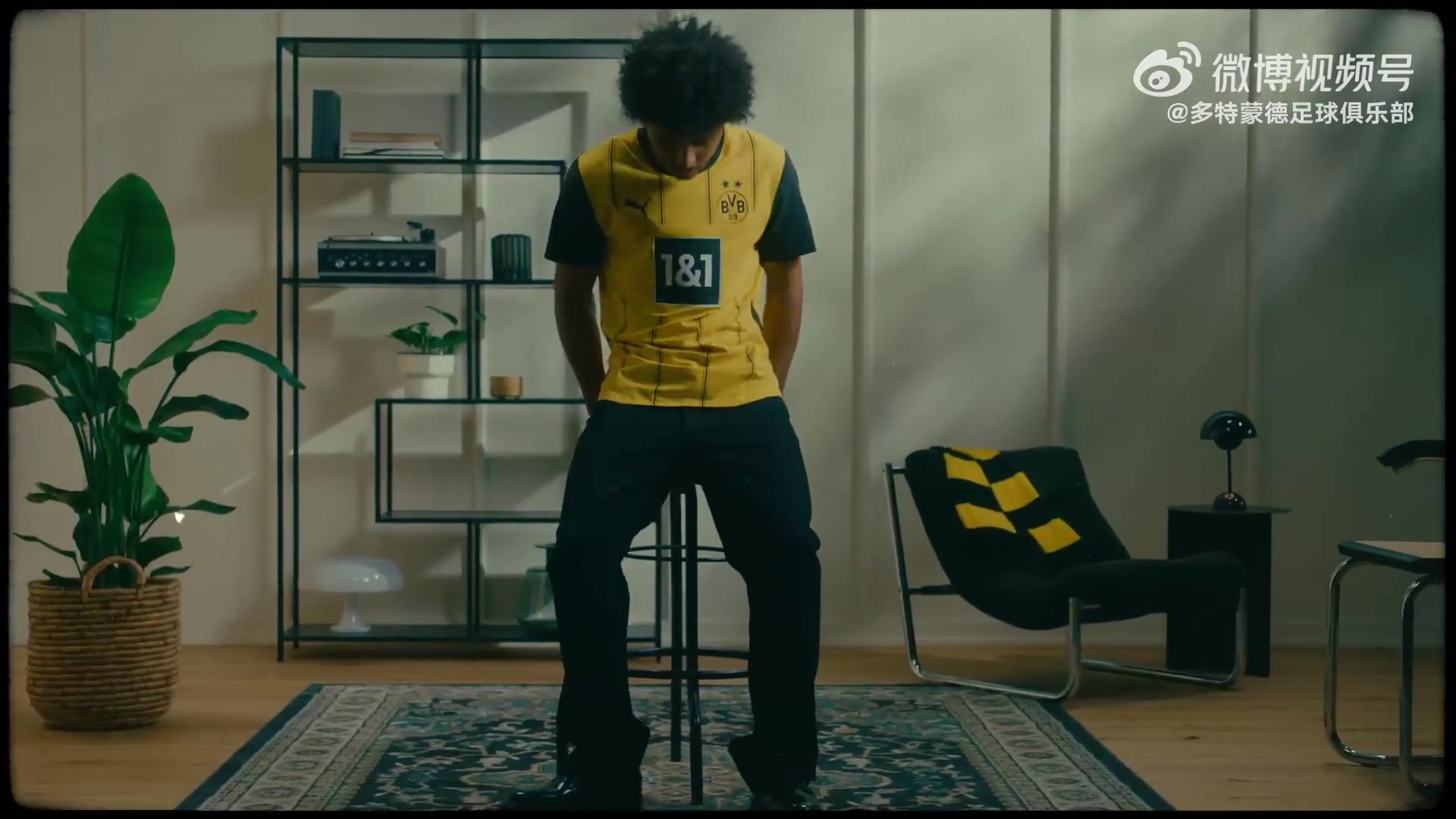 代代黄黑，经典永传承💛🖤多特蒙德新赛季主场球衣正式发布！